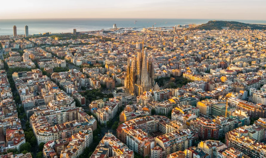 Barcelona: Joya Arquitectónica de Gaudí
