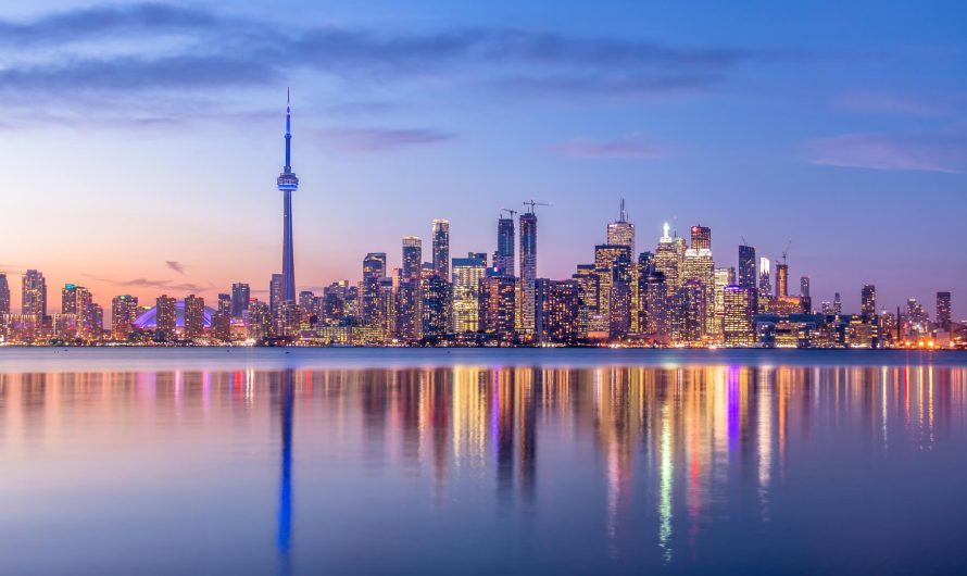 Descubriendo la Maravillosa Ciudad de Toronto y su Emblemática Torre CN